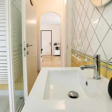Apartment 107 - Roma *